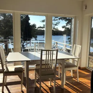 Ferienhaus Bjoersjoedal House's, Göteborg